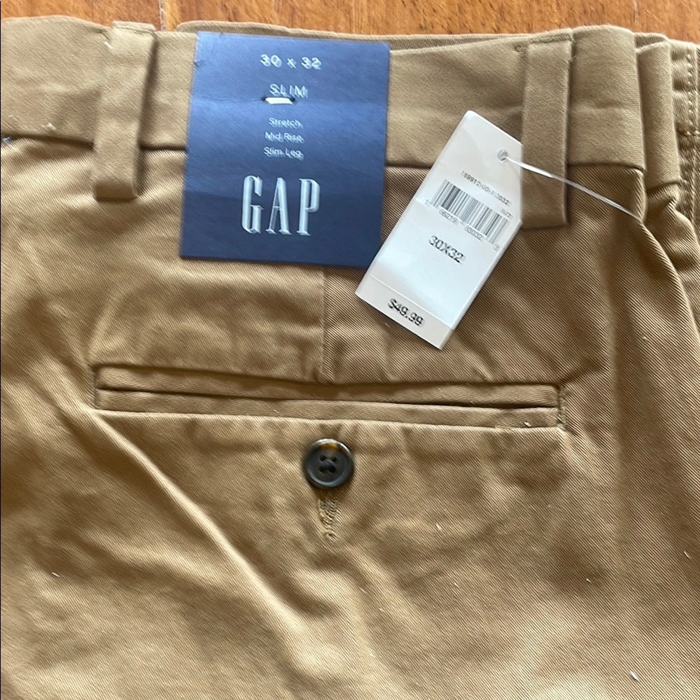 GAP Men's Tan Slim Pants